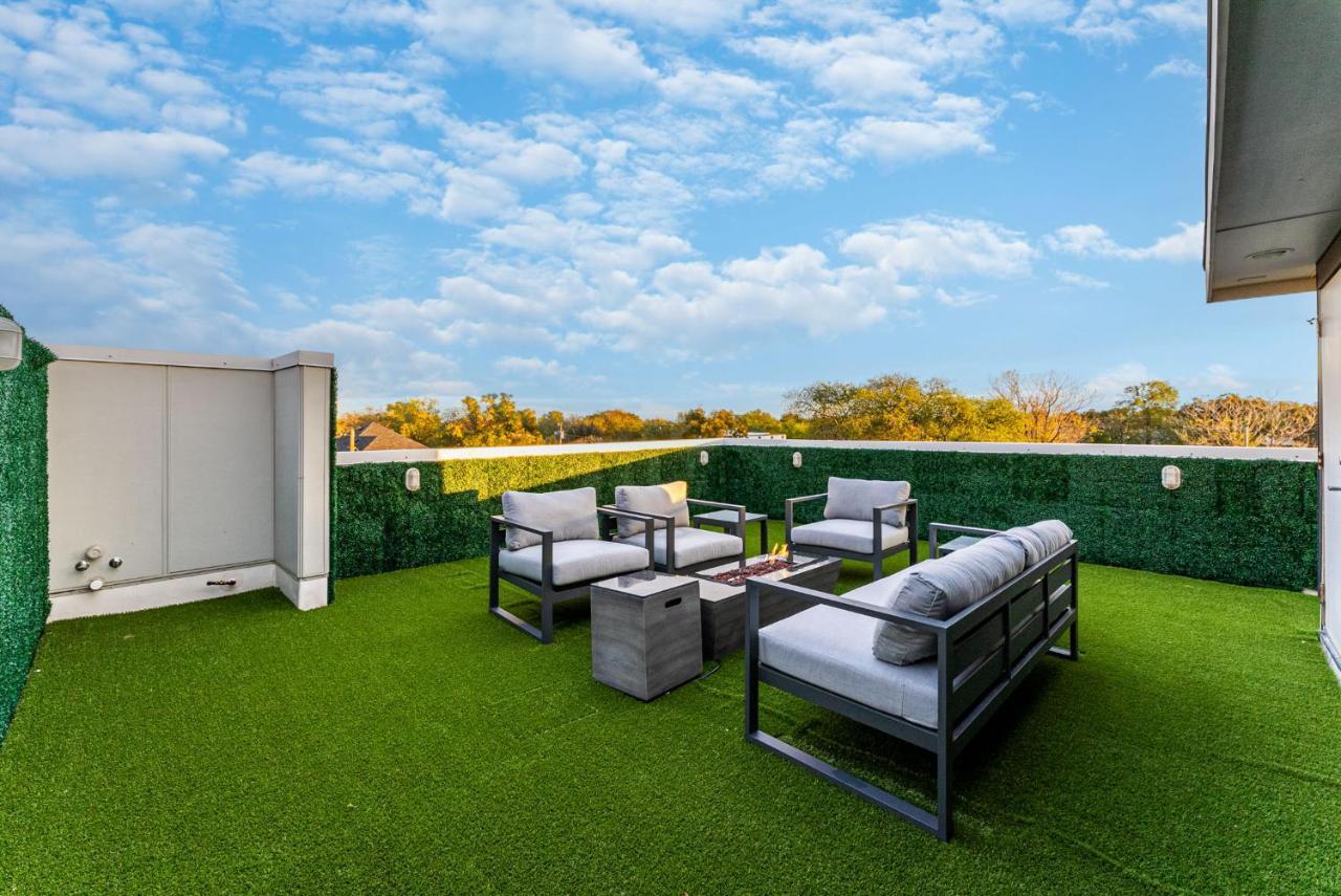 Luxury Home With Rooftop Views 댈러스 외부 사진