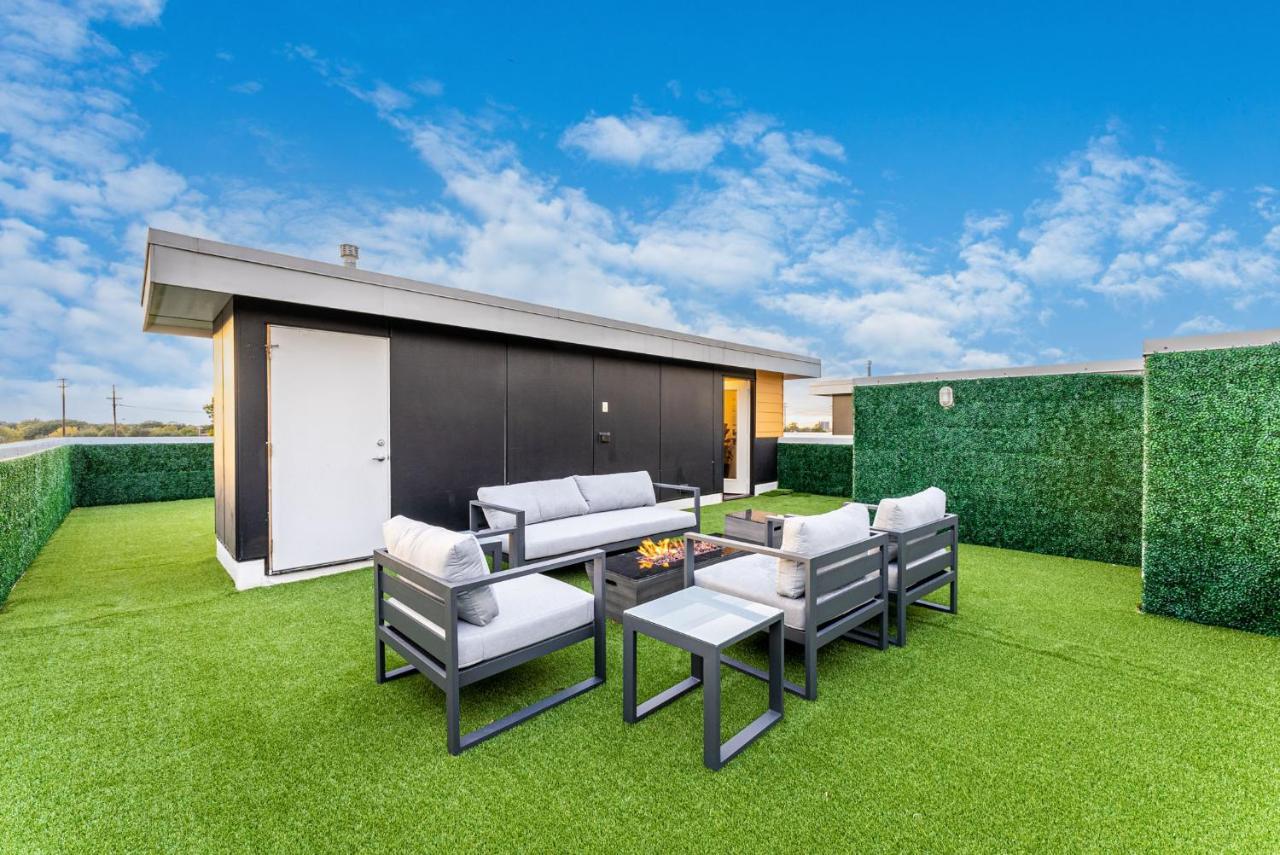 Luxury Home With Rooftop Views 댈러스 외부 사진